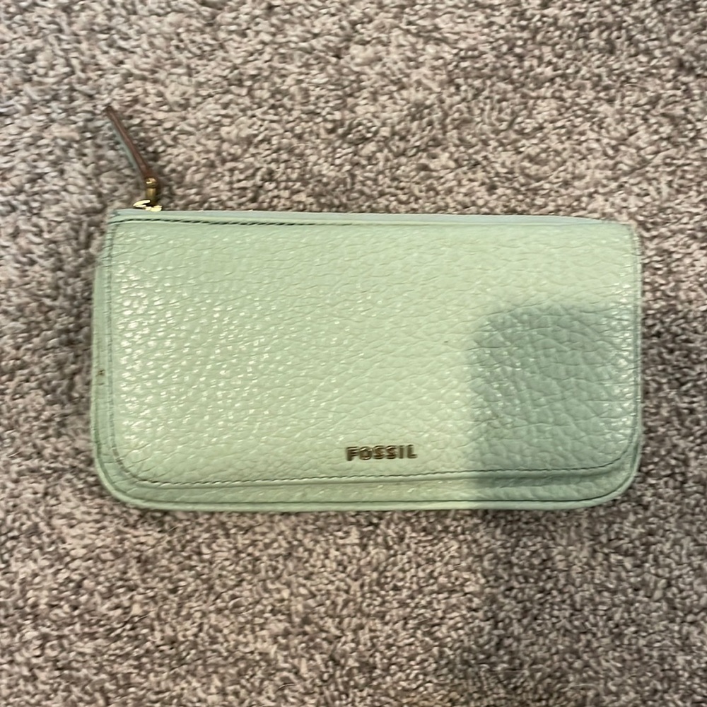 Fossil wallet